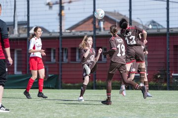 Bild 37 - wBJ St. Pauli - Walddoerfer : Ergebnis: 1:11